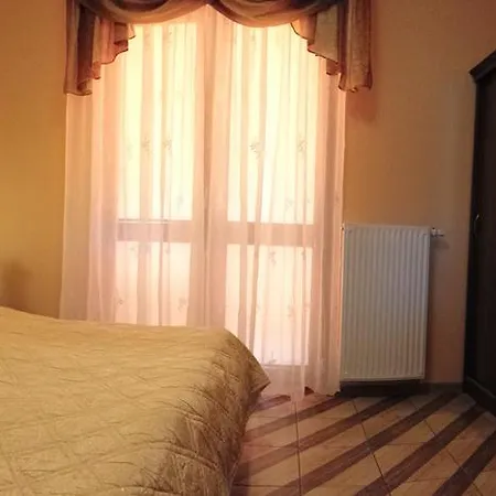 Goscinne Akacja