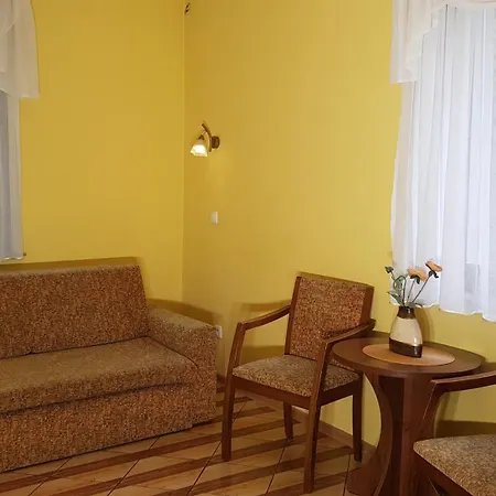Goscinne Akacja 3* Polanica-Zdrój