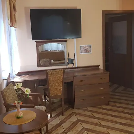 Bed & Breakfast Goscinne Akacja