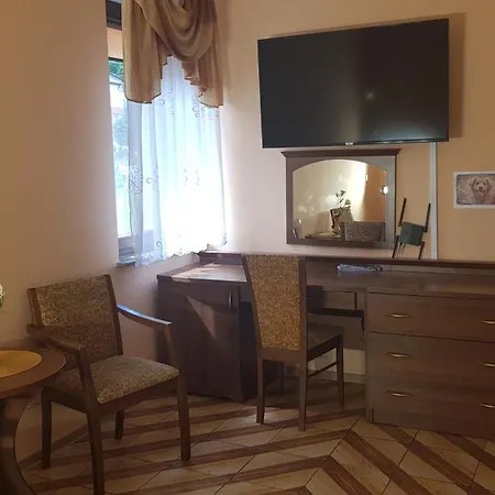Gościnne Akacja Nocleg ze śniadaniem 3*