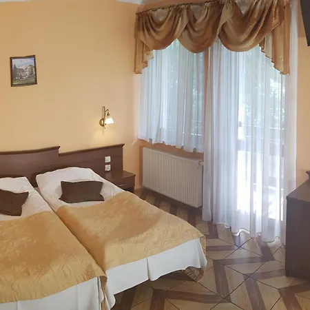 Goscinne Akacja Oda ve Kahvaltı