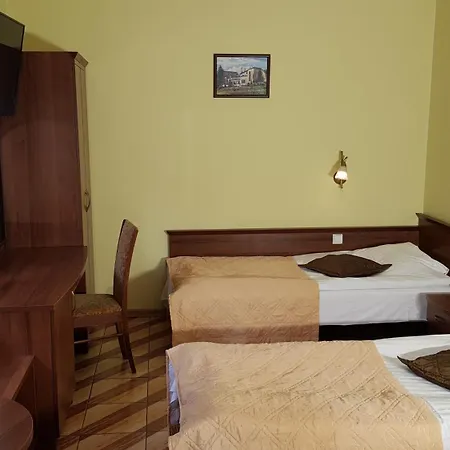 Goscinne Akacja Bed & Breakfast 3*