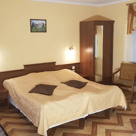 Goscinne Akacja 3*
