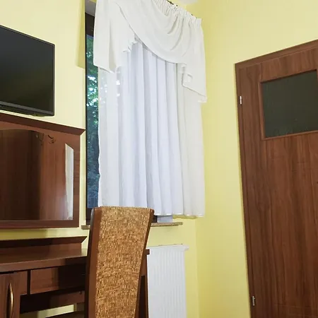 Bed & Breakfast Goscinne Akacja 3*
