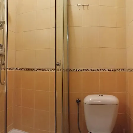 Goscinne Akacja