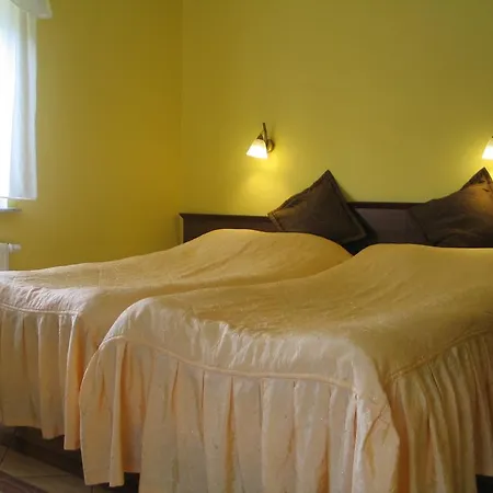 Bed & Breakfast Goscinne Akacja