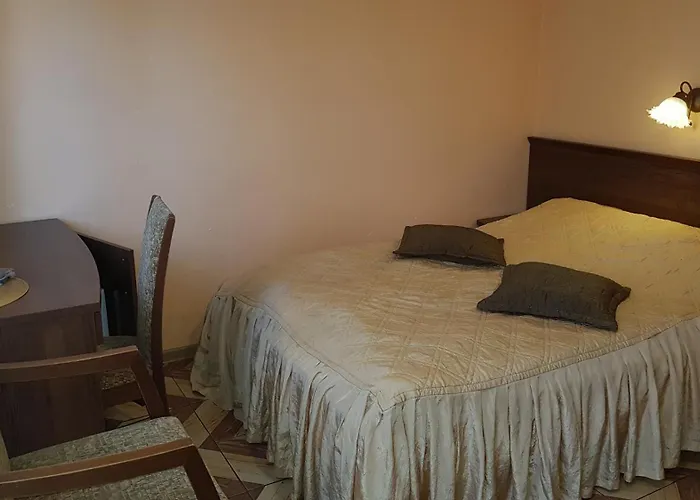 Goscinne Akacja Bed & Breakfast Polanica-Zdroj