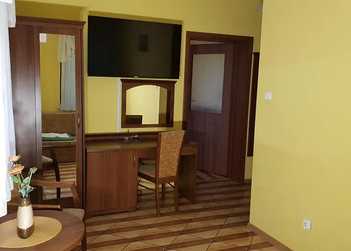 Goscinne Akacja Bed & Breakfast